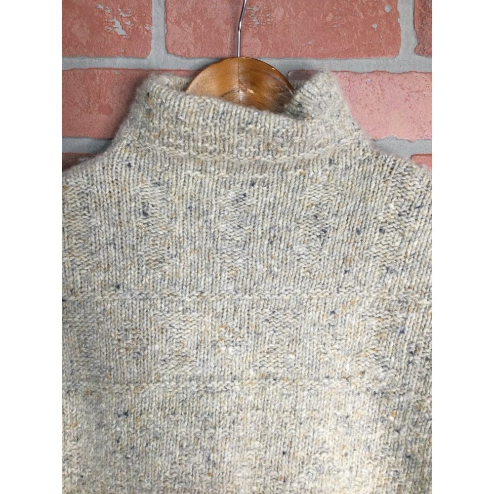 Cozy Cream Turtleneck Sweater - Picture 3 of 7